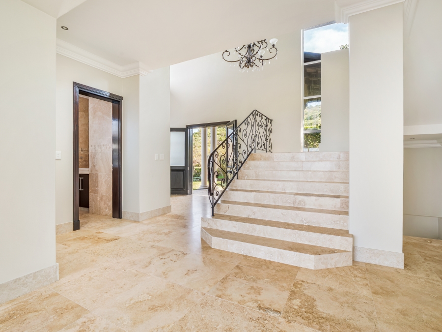 5 Bedroom Property for Sale in Pezula Golf Estate Western Cape